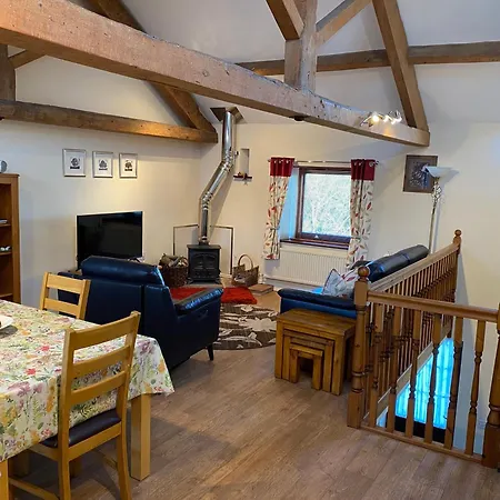 Horseshoe Cottage, *